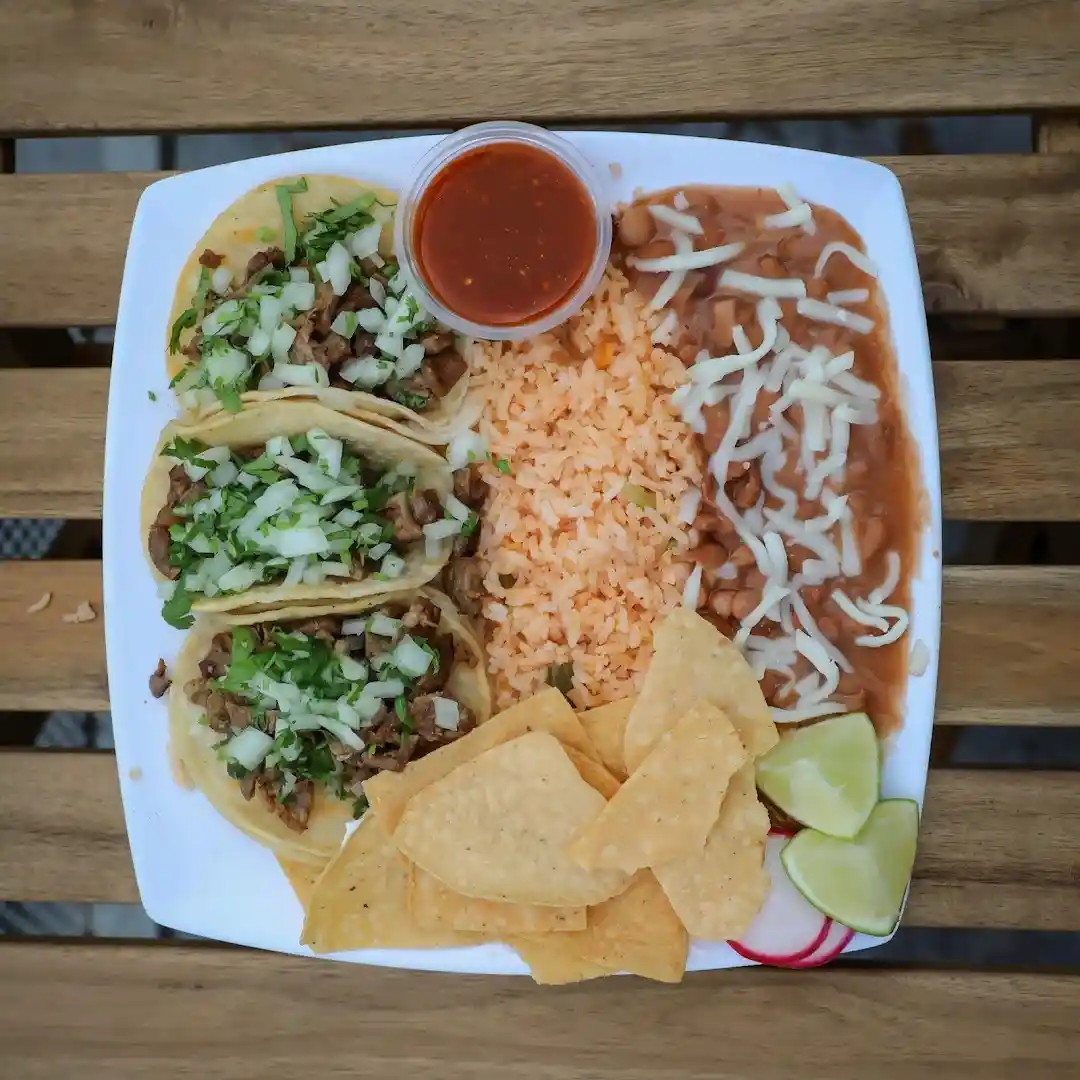 Photo of El Oaxaco Taqueria y Antojitos Oaxaqueños