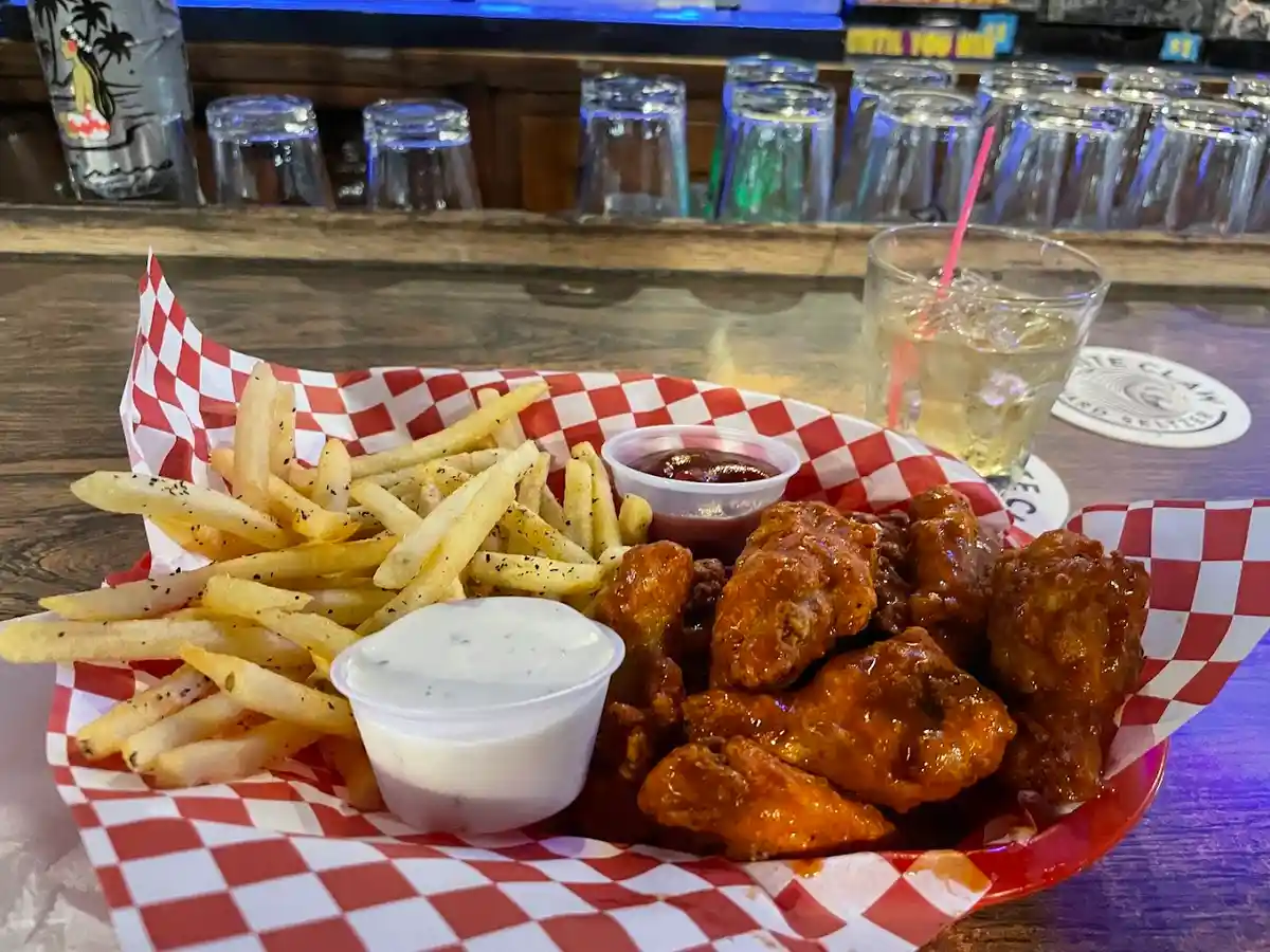 Photo of Joe's Bar & Grill