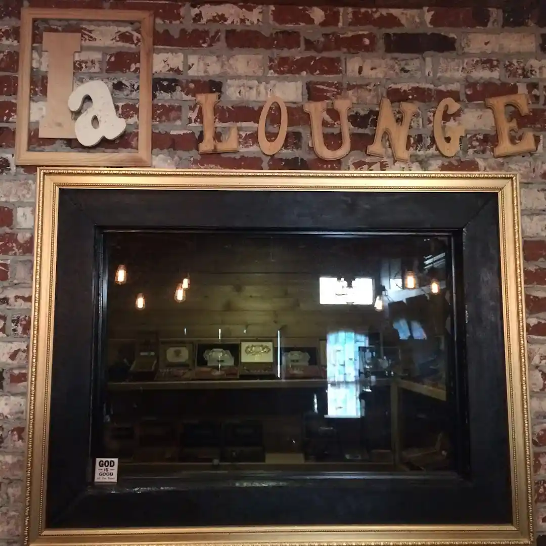 Photo of LA Lounge Premium Cigars