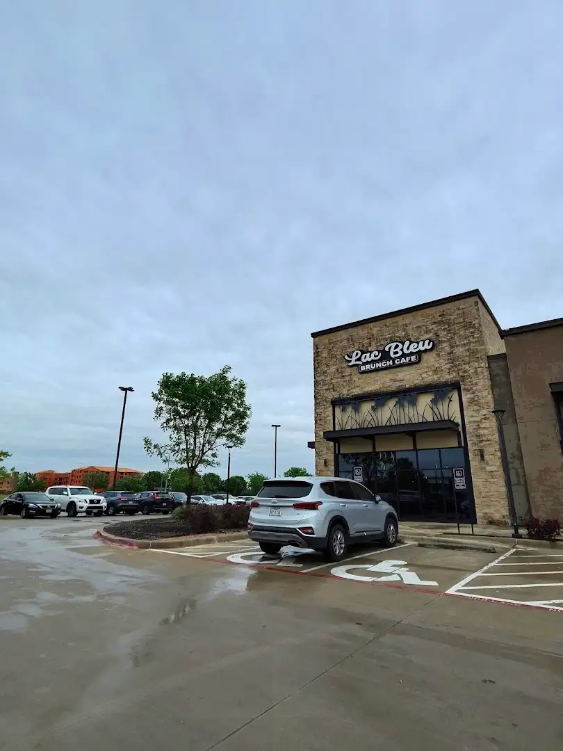 Photo of Lac Bleu Brunch Cafe