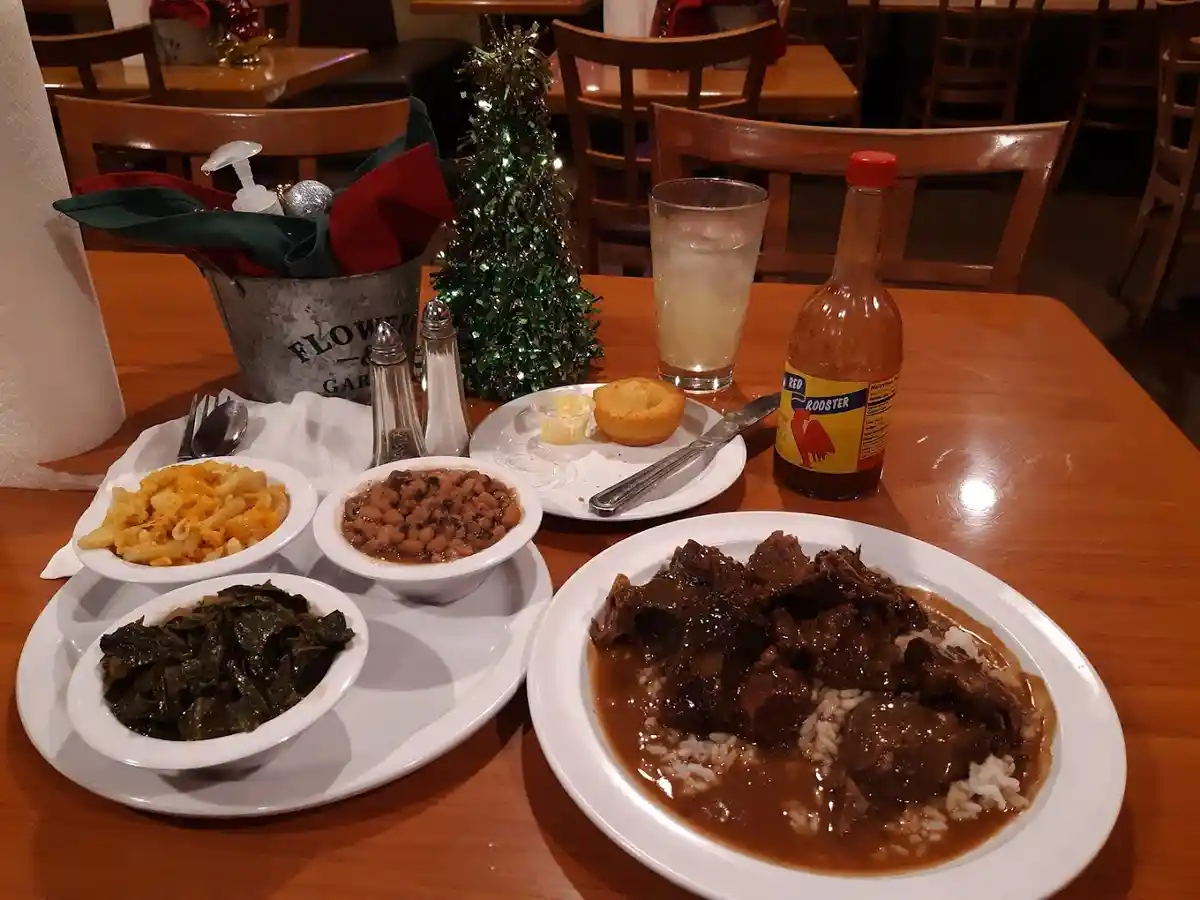 Photo of Ms. B's M & M Soul Food